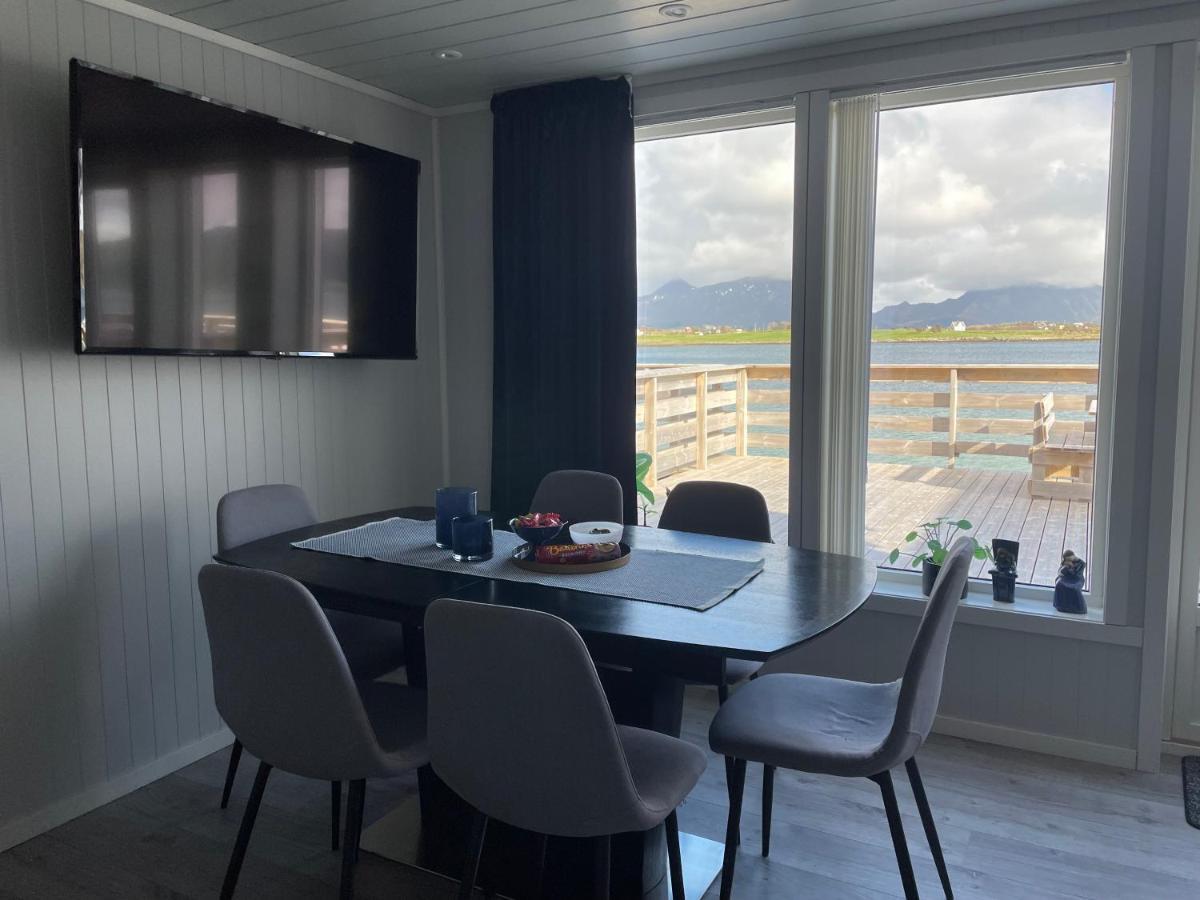 Luxurious Cabin By The Waterfront Leknes Luaran gambar