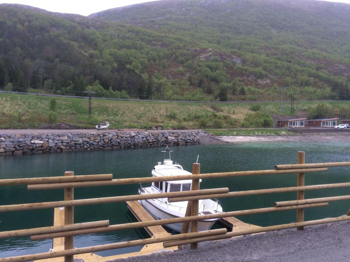 Luxurious Cabin By The Waterfront Leknes Luaran gambar